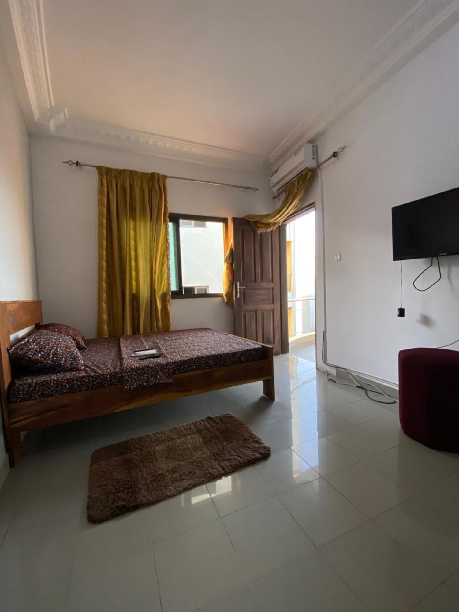 Apartment Mah *